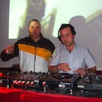 DJ 3